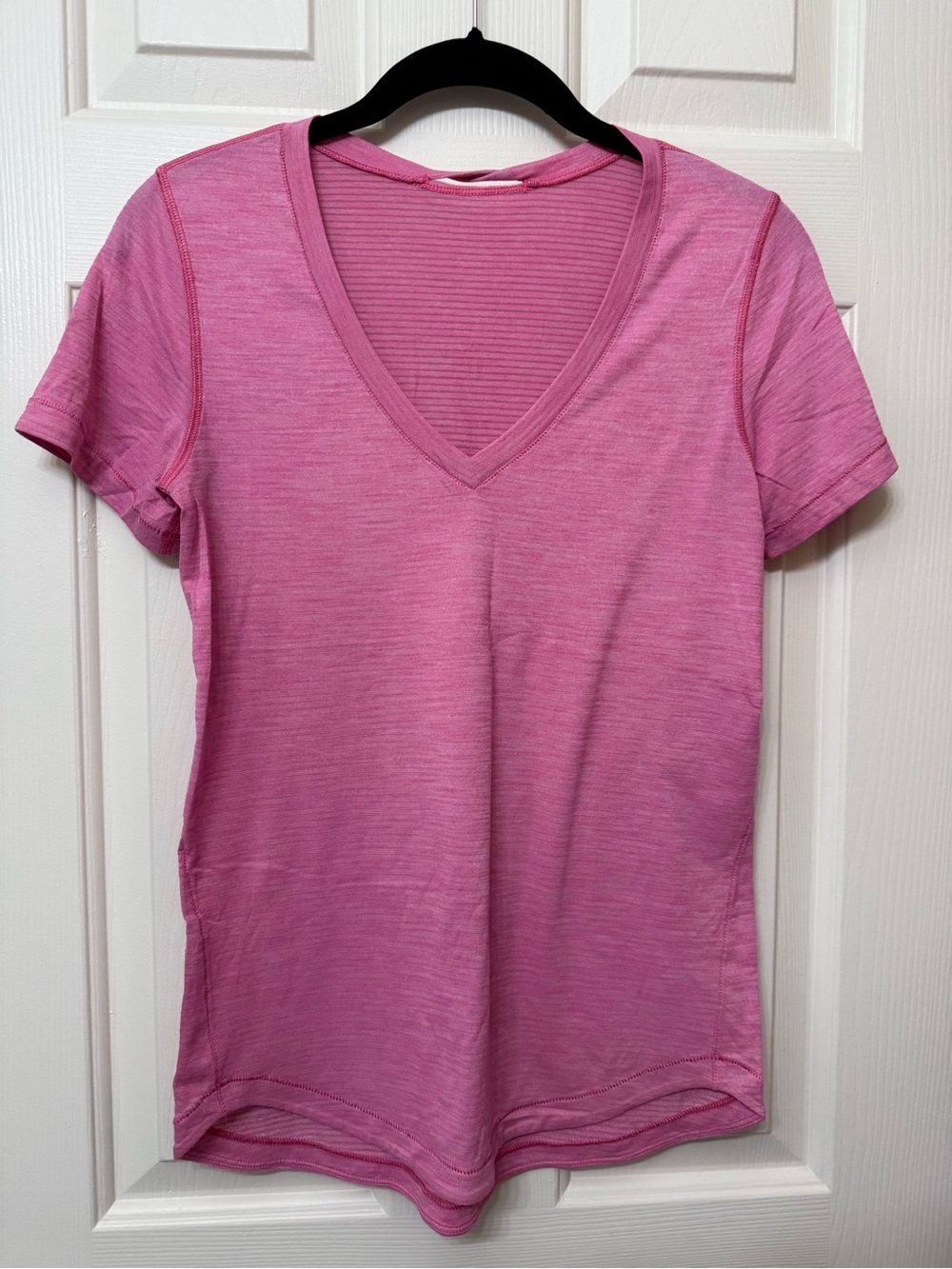 lululemon athletica Pink V-Neck Short Sleeve Tee